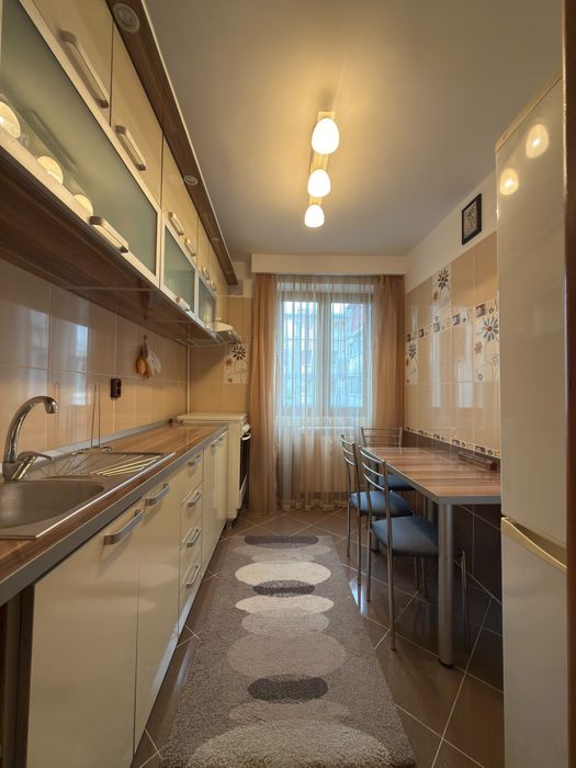 Apartament 3 camere, 69 mp – zonă centrală