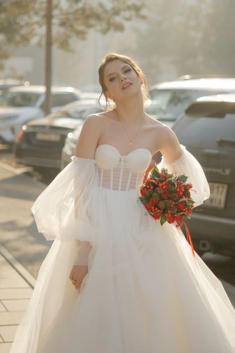 Свадебное платье