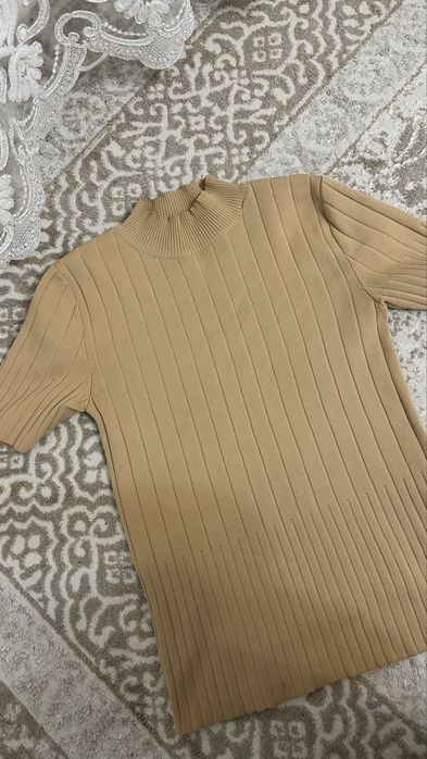 Кофты Все по 1000 тг