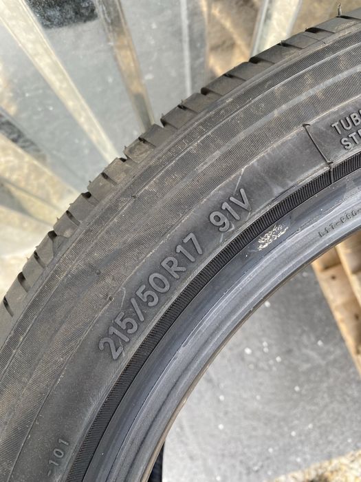215/50/17 Toyo Летни