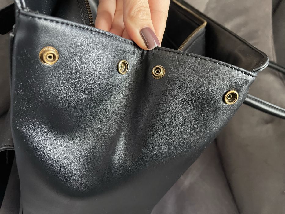 Дамска чанта по модел bel air на световната марка Balenciaga