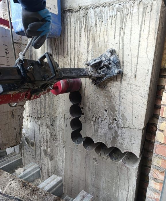 Алмазное сверление, бурение отверстий