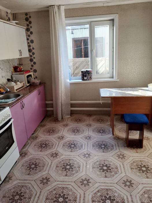 Продам дом в районе юности