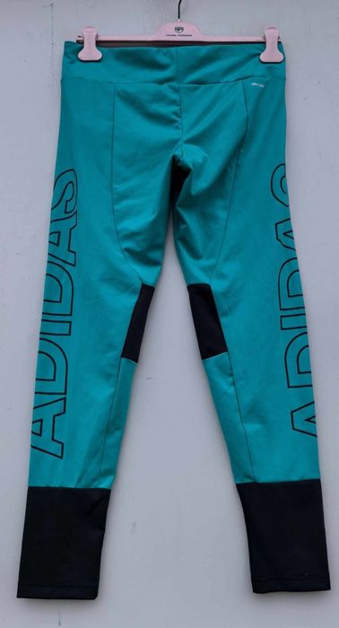 Adidas оригинален дамски клин Л размер нов