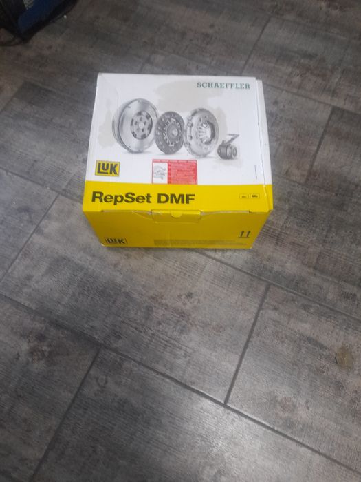 Kit ambreiaj LUK 600014400 kit complet,,nou.