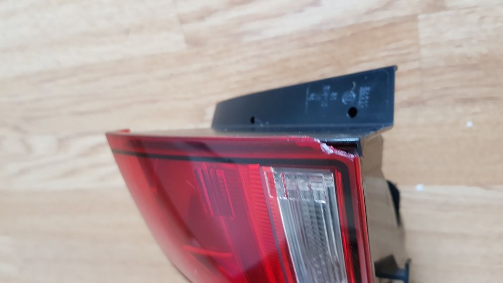 Lampa stop tripla stanga VW Golf 7 VII