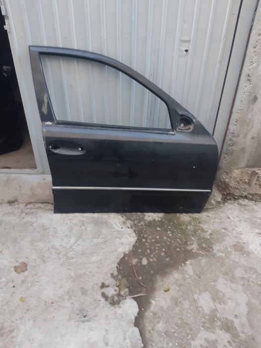 Usa dreapta fata mercedes E w211.