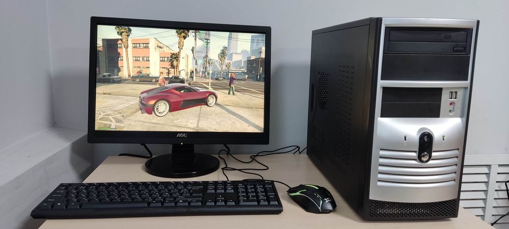 Продам компьютер в комплекте