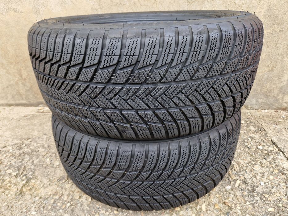 2anvelope iarna  285 45 21 Bridgestone-relativ Noi