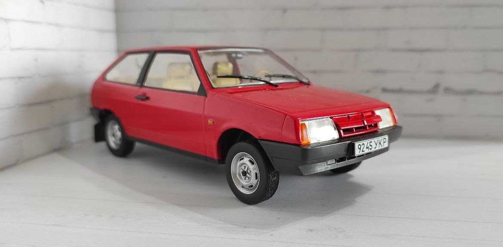 Продам коллекционные модели в масштабе 1/24