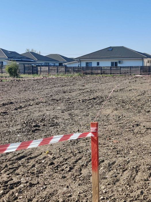 Terenul intravilan unde poti face casa imediat- bineinteles, luati autorizatia inainte