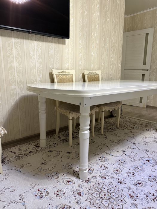 Продам стол 2-2,5 метров