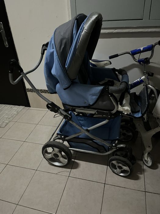 Коляска детскаяя