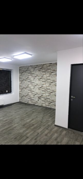 Spatiu comercial