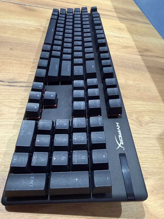 Клавиатура HyperX Alloy Origins — механическая клавиатура