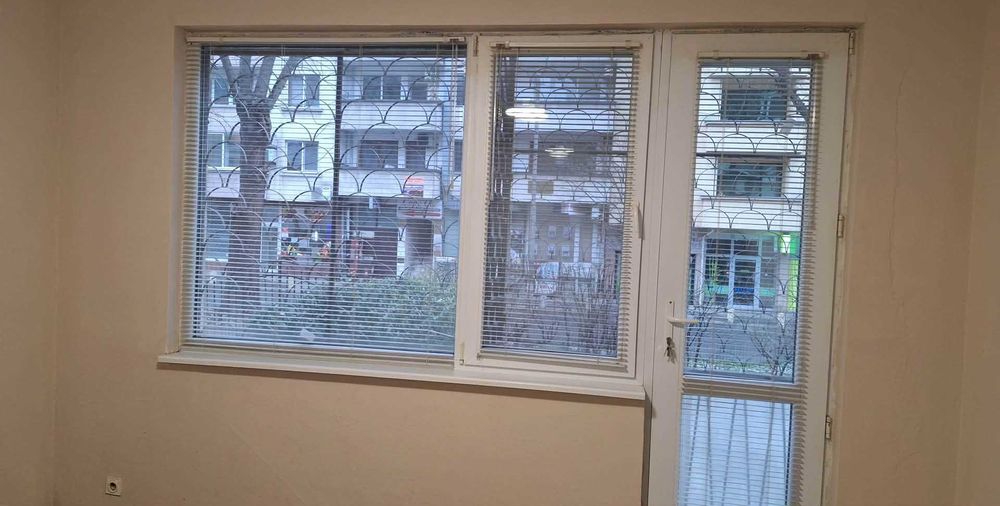 PVC дограма, вратопрозорец