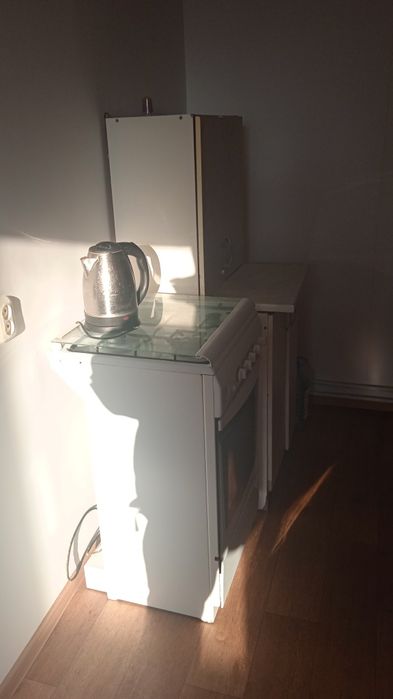 Комнаты .Хостел койка место . Помесячно , посуточно.Туалет,газплита ...