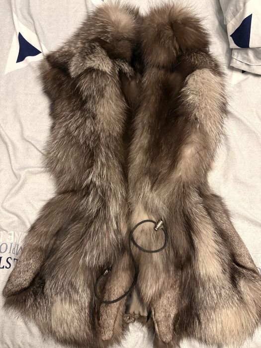Vesta blana de vulpe