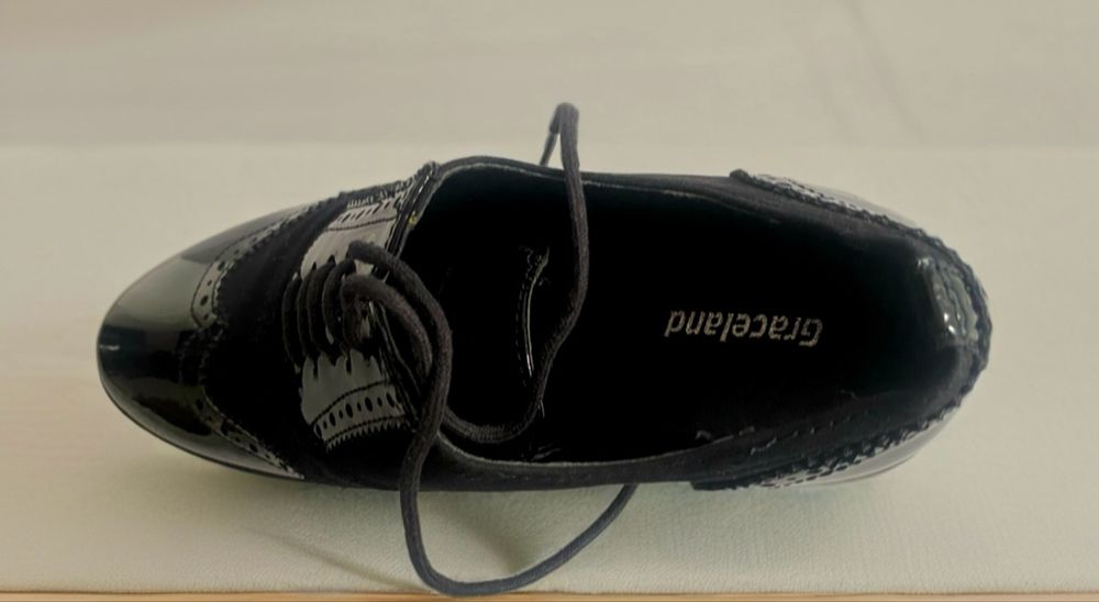 Pantofi Graceland Brogue/Oxford – Negru Lăcuit & Suede