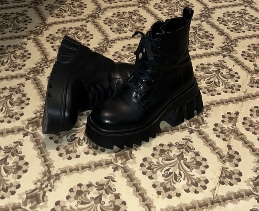 Деми-сезонная кожаная обувь