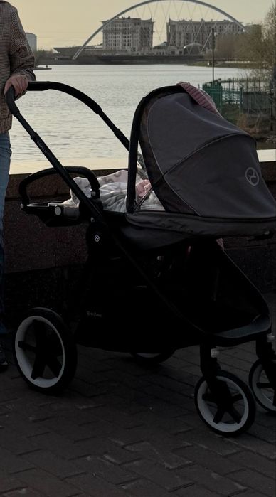 Продам коляску+люлька Cybex Balios M