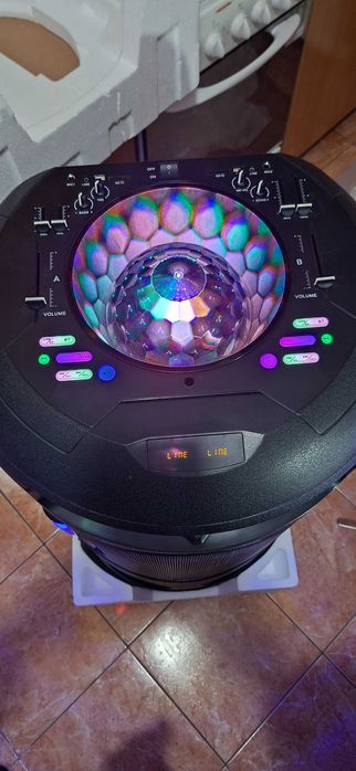 Boxa Akai Garantie cu acumulator