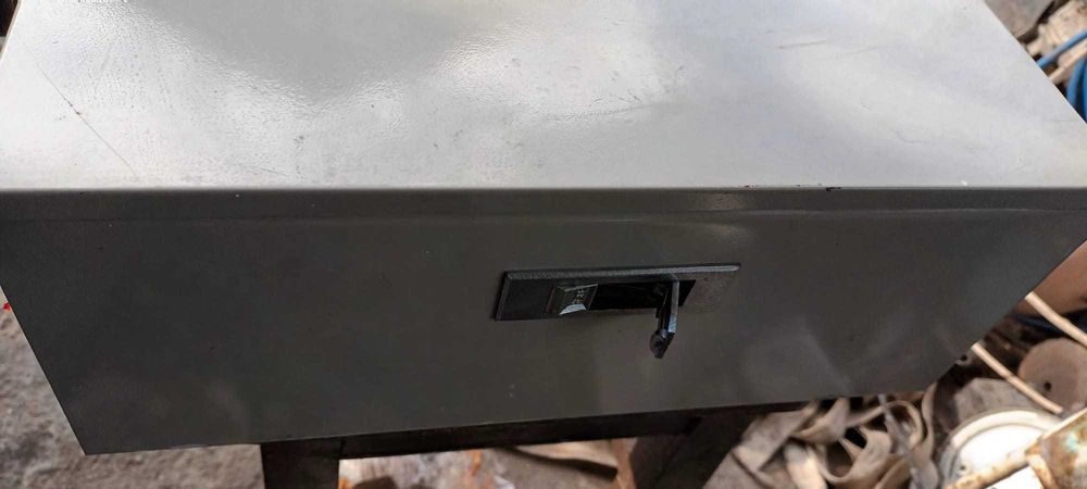 Panou automatizare comandă generatoare Kipor cu cablu și mufe.