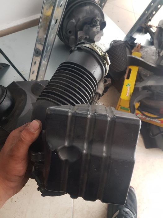 Филтърна кутия за ауди а6 4ф бензин