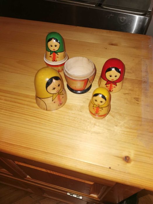 Матрьошки руски 4. И други.