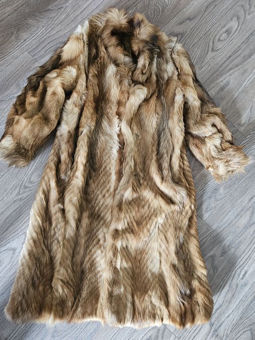 Дълто  кожено палто -естествен  косъм