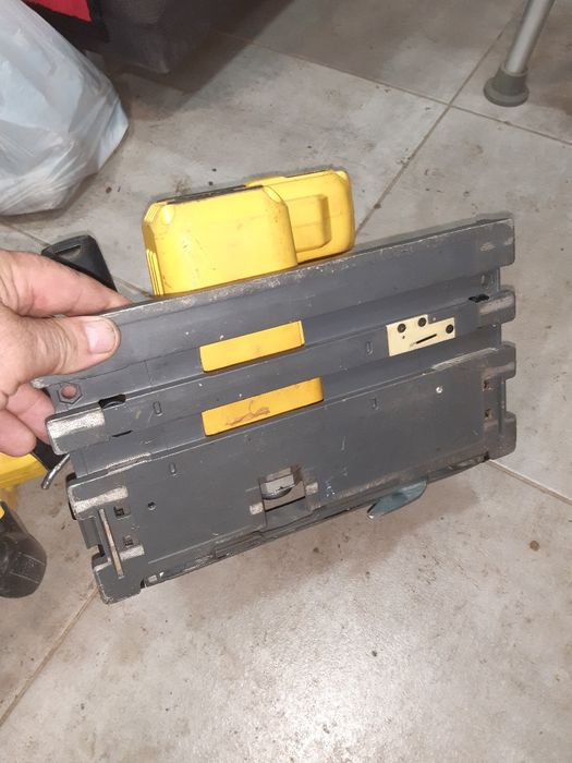 Circular de mina Dewalt DCS 520 ,DCS 573