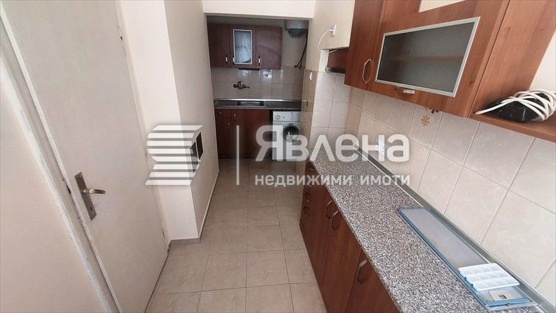 Продава се Къща в Поморие - 400 кв.м за 1200 €/кв.м - Снимка #9
