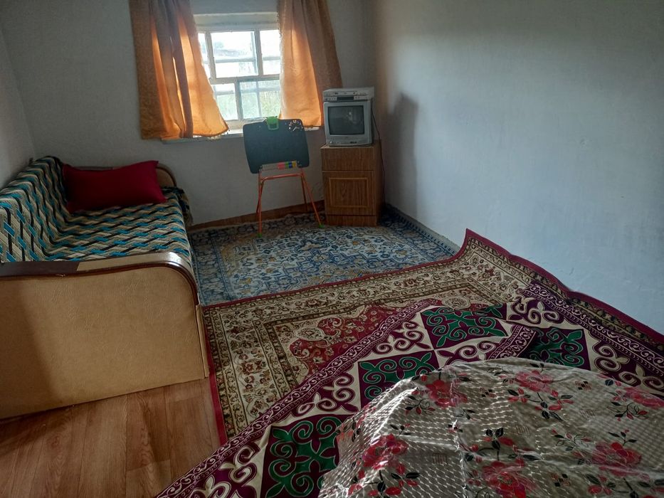 Продам дачу 6 соток по Зерендинской трассе ближе к мосту.