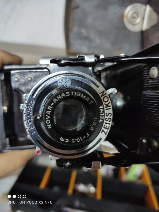 Много стар фотоапарат