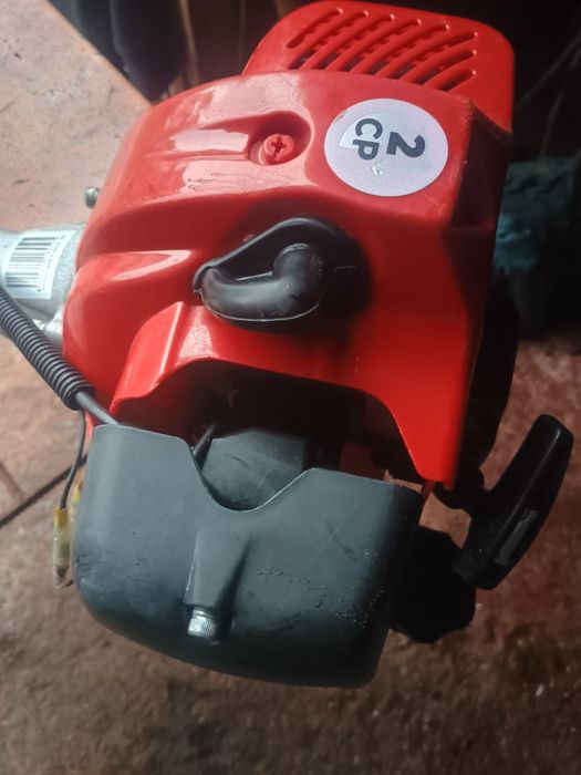 Motocoasă de umăr ruris