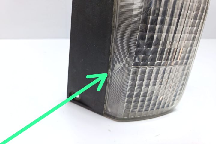 Lampa ceata spate stanga Renault Trafic a 2-a generatie seria