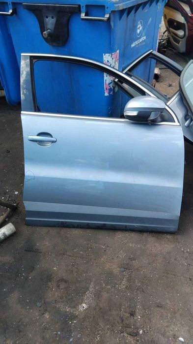 Usa dreapta fata Volkswagen Tiguan an 2009