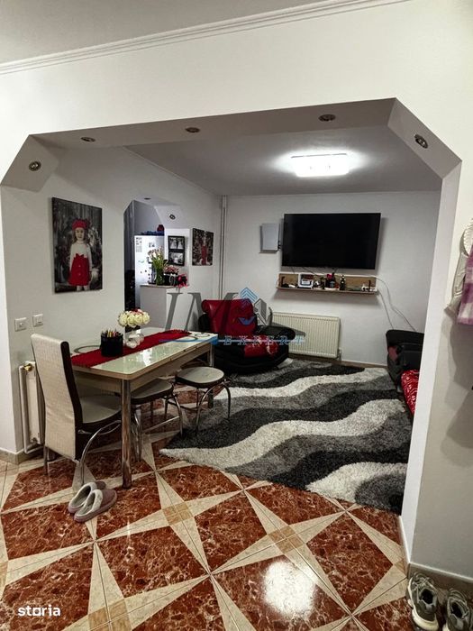 Apartament cu 3 camere de vânzare în Alba Iulia