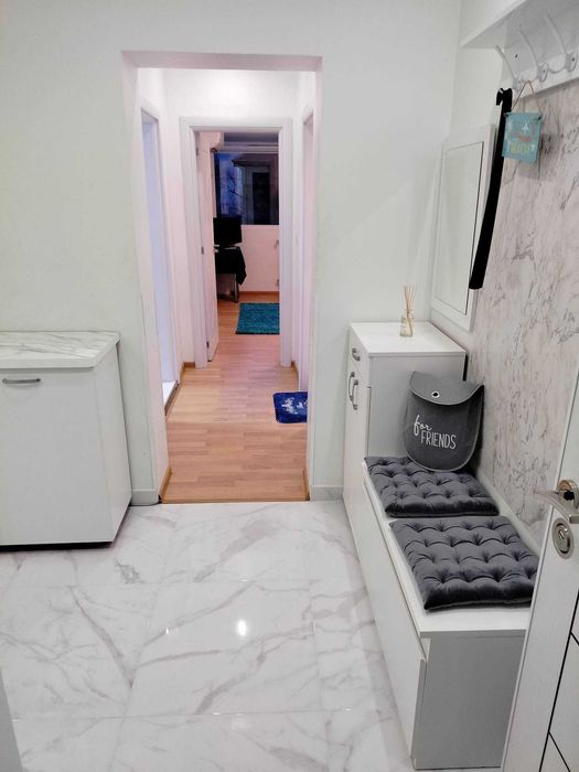 Дава се под наем Тристаен апартамент в София, Изток - 84 кв.м за 91.8 € - Снимка #11