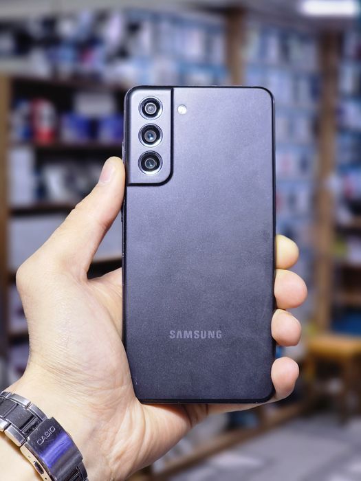 Samsung s21fe Snapdragon 888 5g 8gb/256gb 120гц идеал редкий