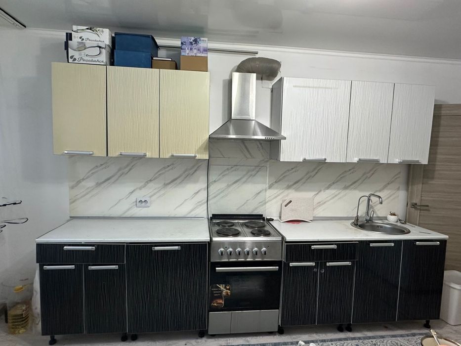 Кухнный горнитур