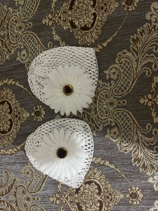 Егіз қыздарға арналған киімдер