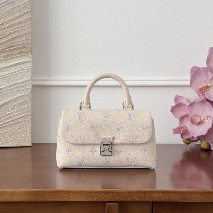 Geanta Louis Vuitton Nano Madeleine