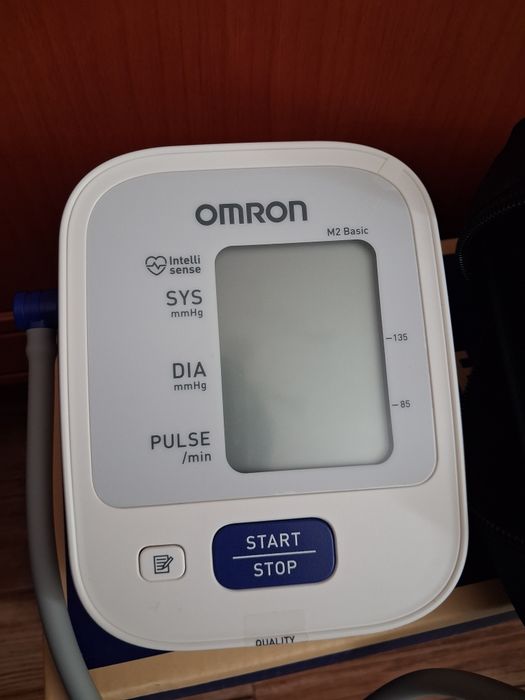 Измеритель артериального давление OMRON
