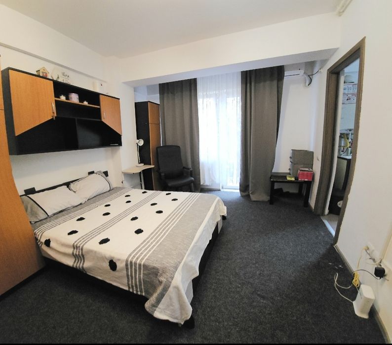 Închiriez garsonieră Luica