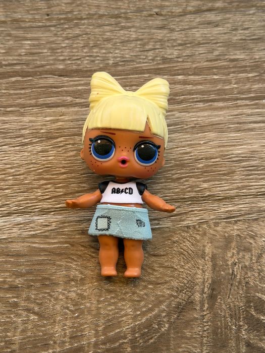 Мини Lol Doll кукличка AC DC