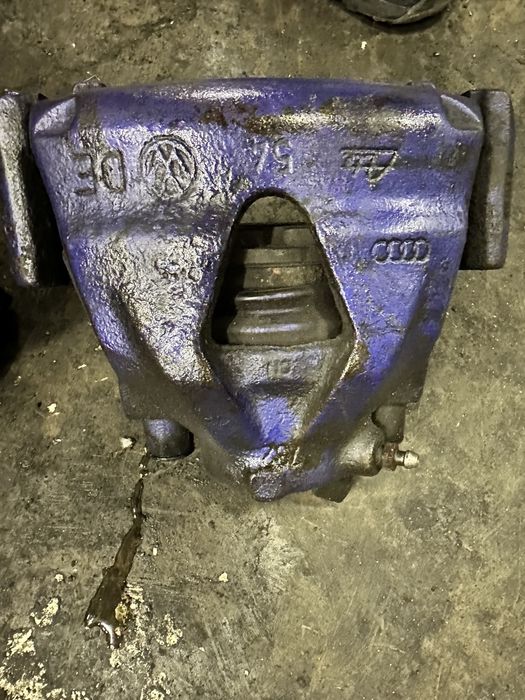 VW Golf 4 спирачни апарати