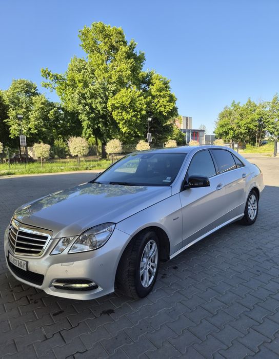 Mercedes-Benz E350 W212