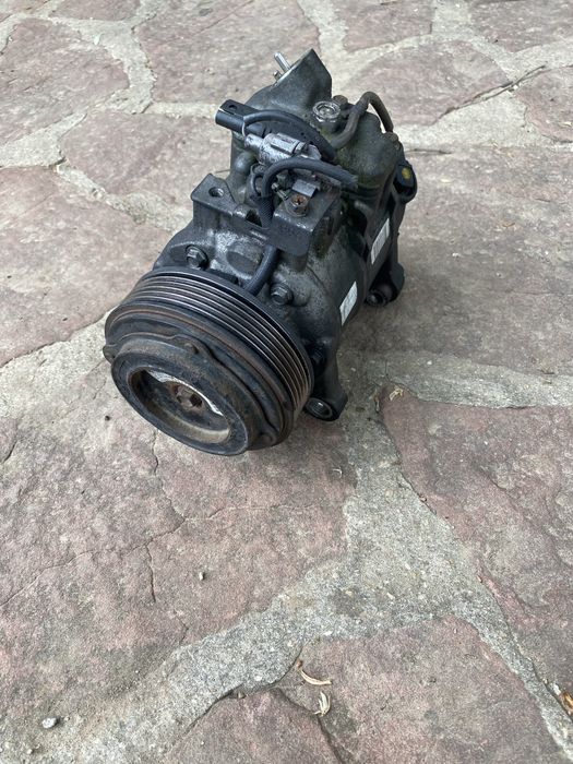 Климатичен компресор BMW N47D20 f30,f31,f20,f21,е90 318d,320d,120d