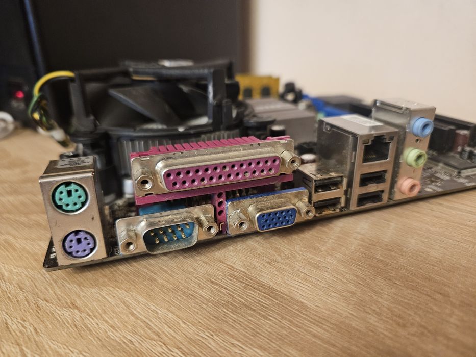 Kit retro sk775 Intel E6500 G41 8DDR3 HD5670